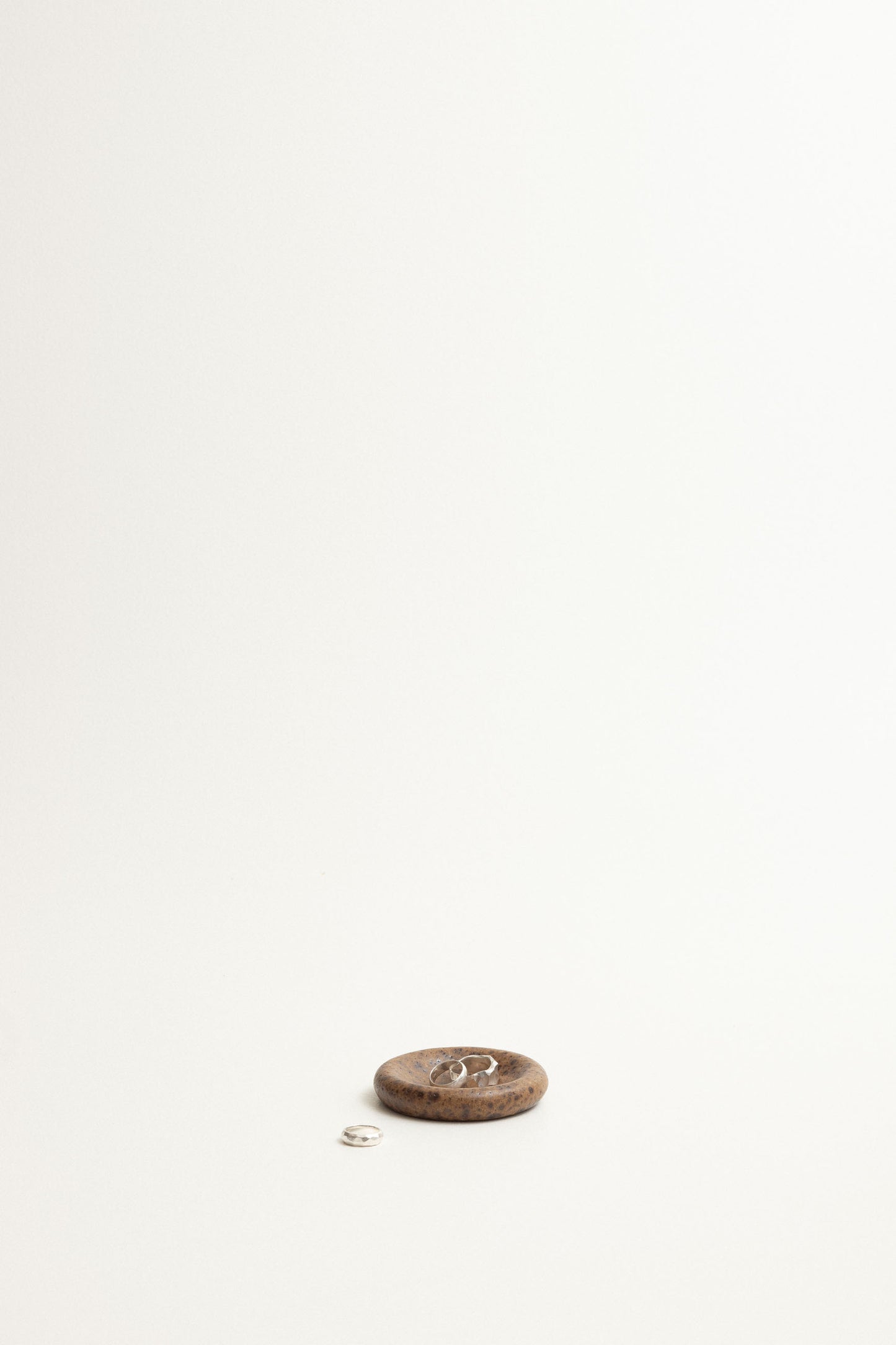 Curved mini bowl - Chocolate volcanic
