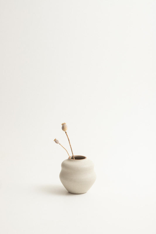 Wide curvy vase - Fog / toasted