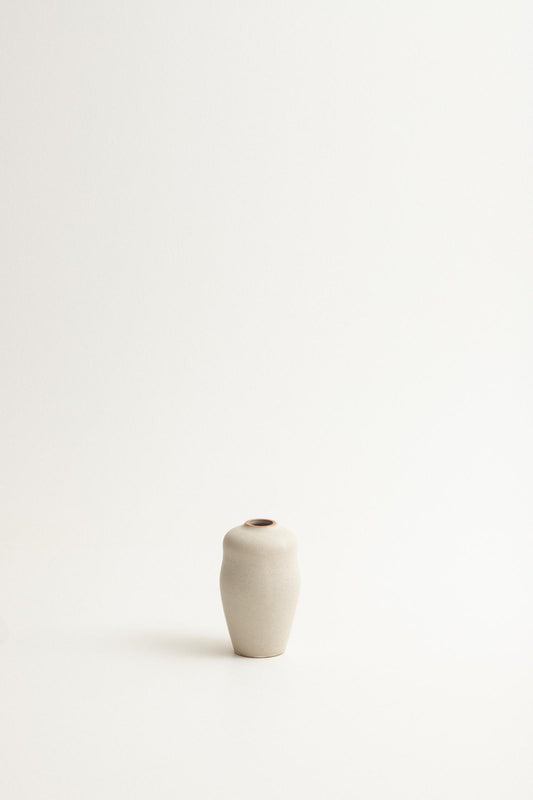 Narrow curvy vase - Fog / toasted