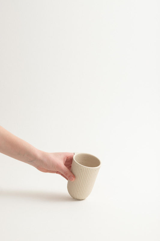 Fluted cup - Creamy beige