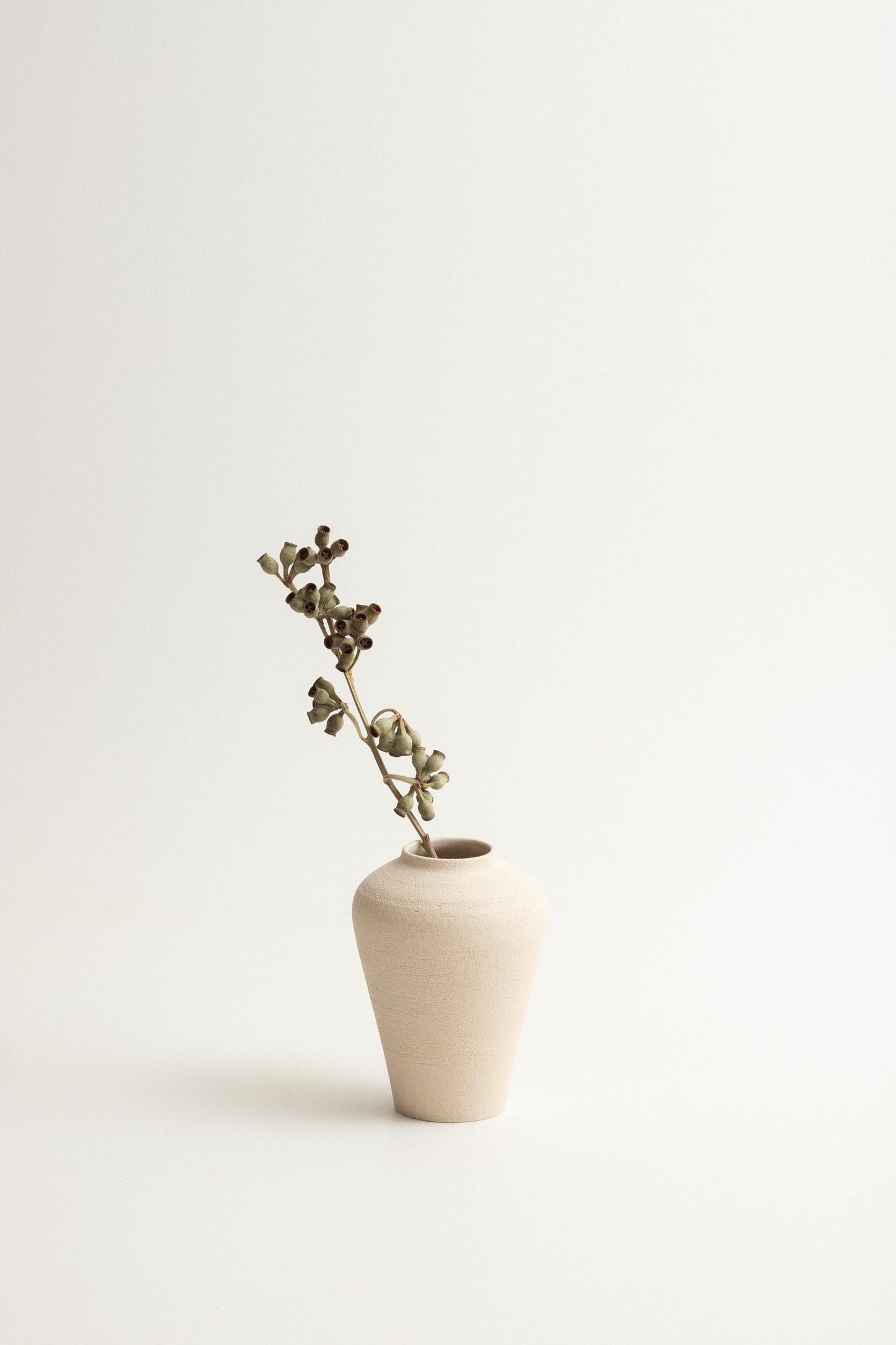 Narrow base vase - Light sand